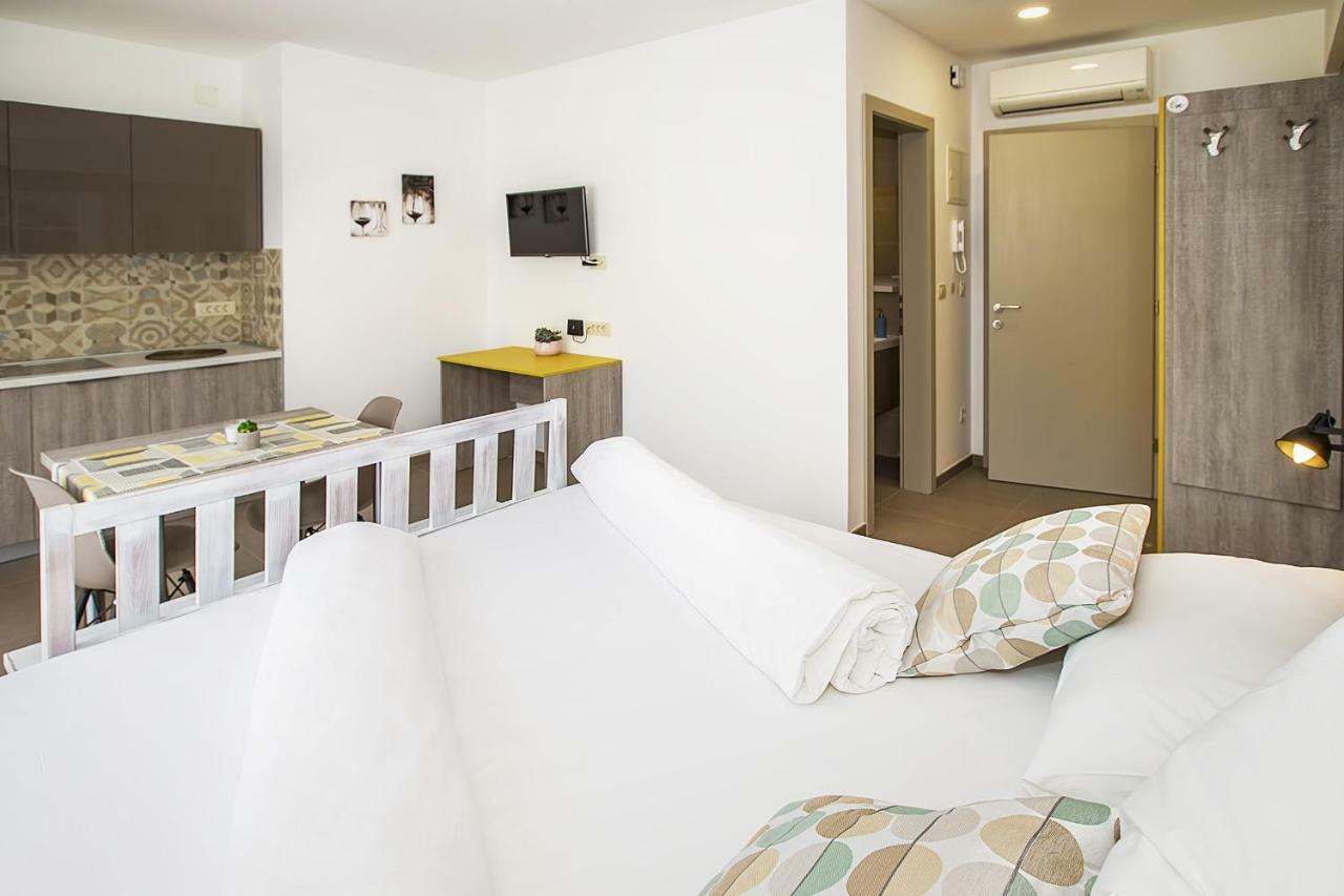 Apartments Capic Marin 바슈카 외부 사진