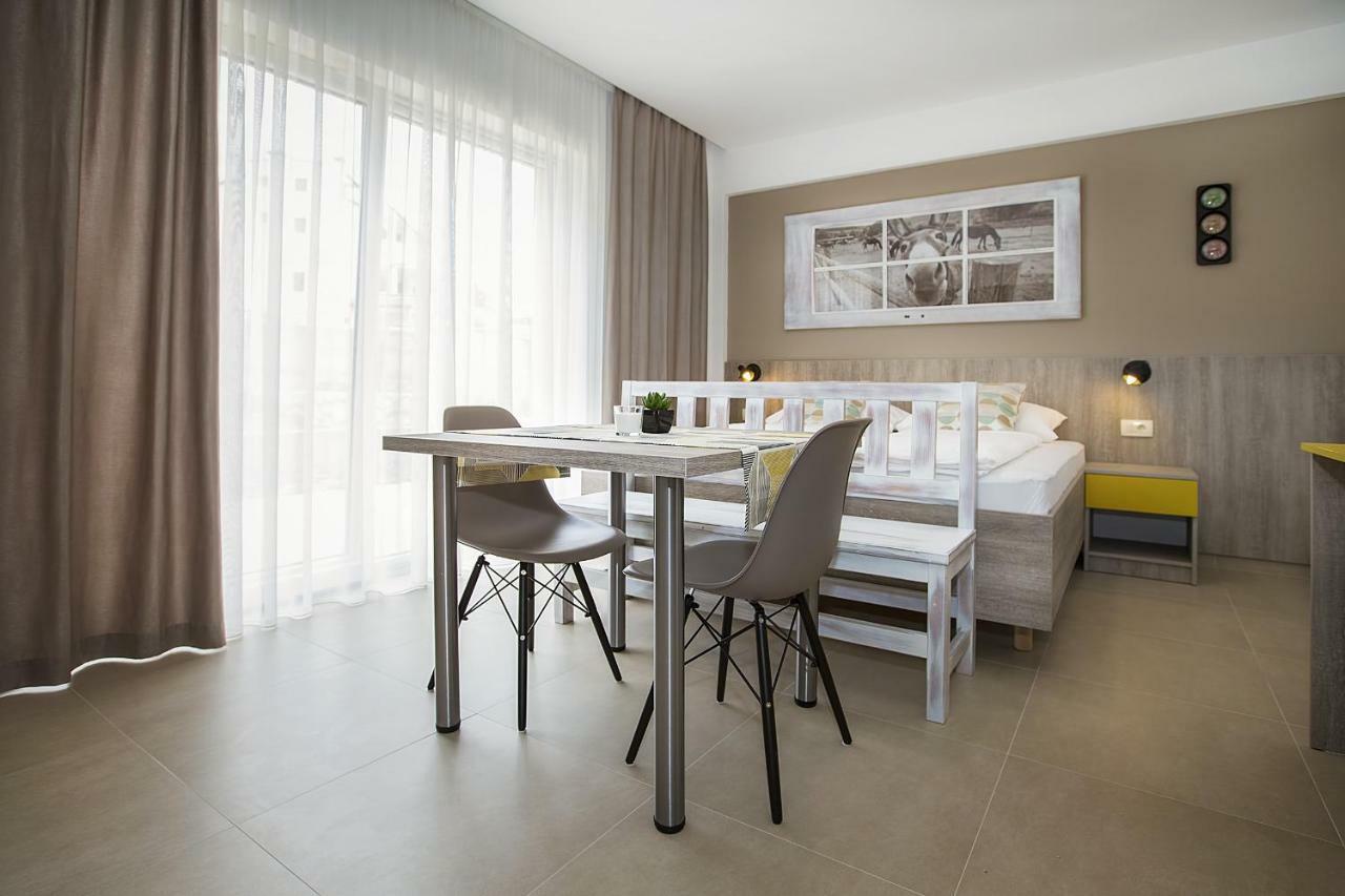 Apartments Capic Marin 바슈카 외부 사진